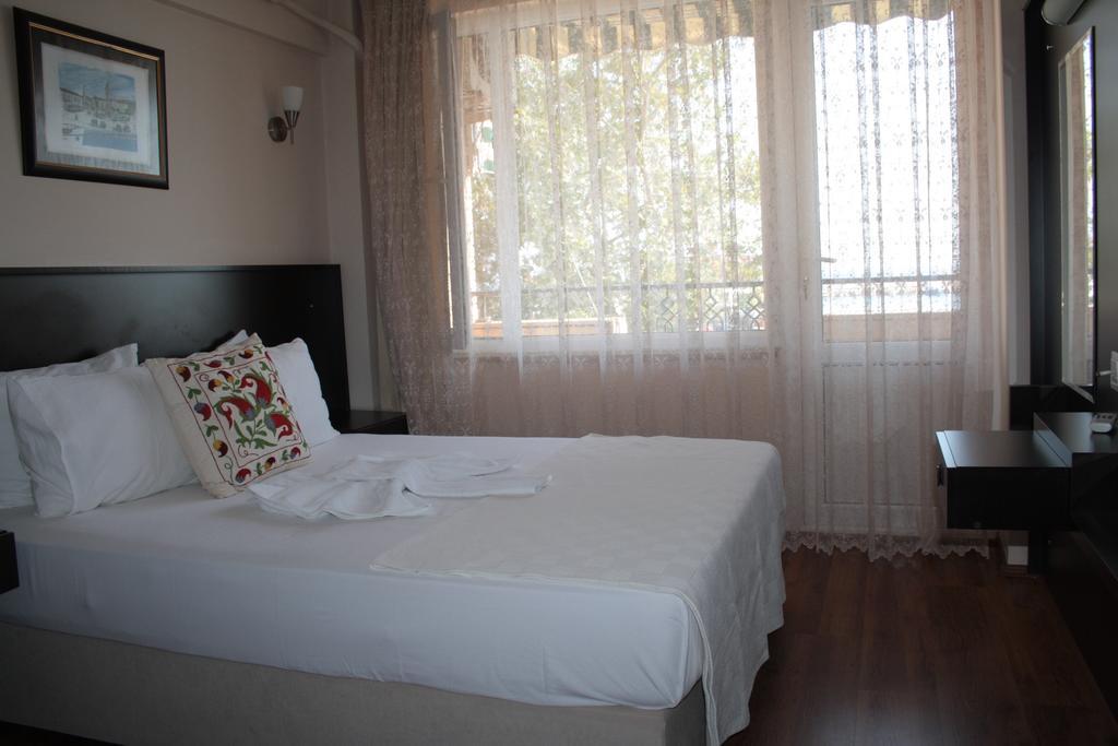 Gumus Hotel Ayvacik Exterior foto